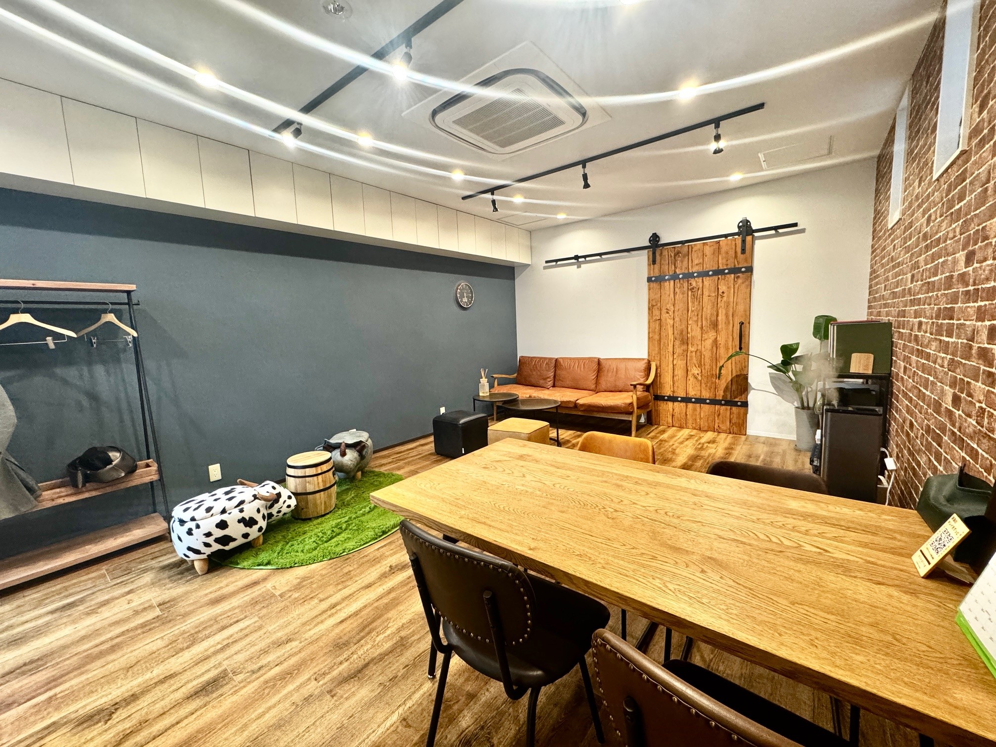 店舗内観2